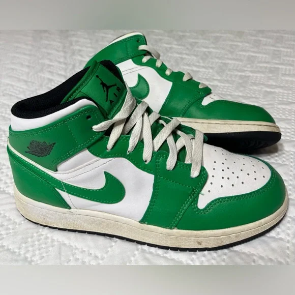 Nike Air Jordan 1 Mid Lucky Green Grade School Basketball Sneakers Shoes 6.5Y - Picture 6 of 15